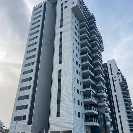 Beauty Apartment 3 Rooms Wi-Fi Netanya Exterior photo